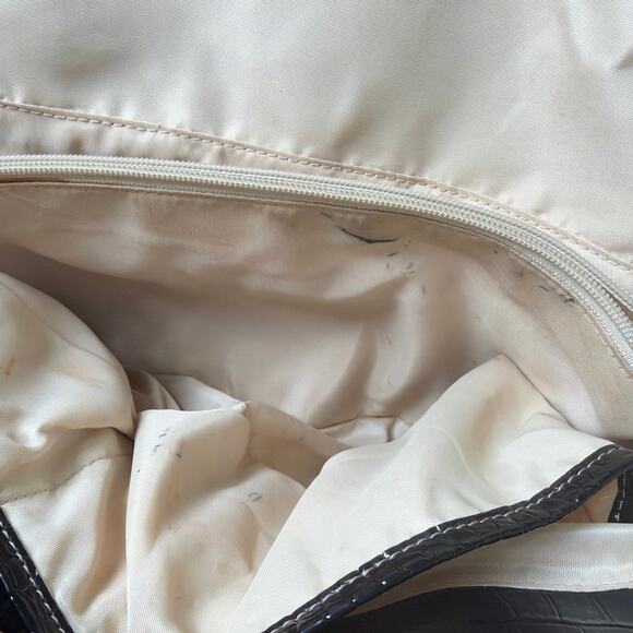 Liz Claiborne handbag - Picture 8 of 8